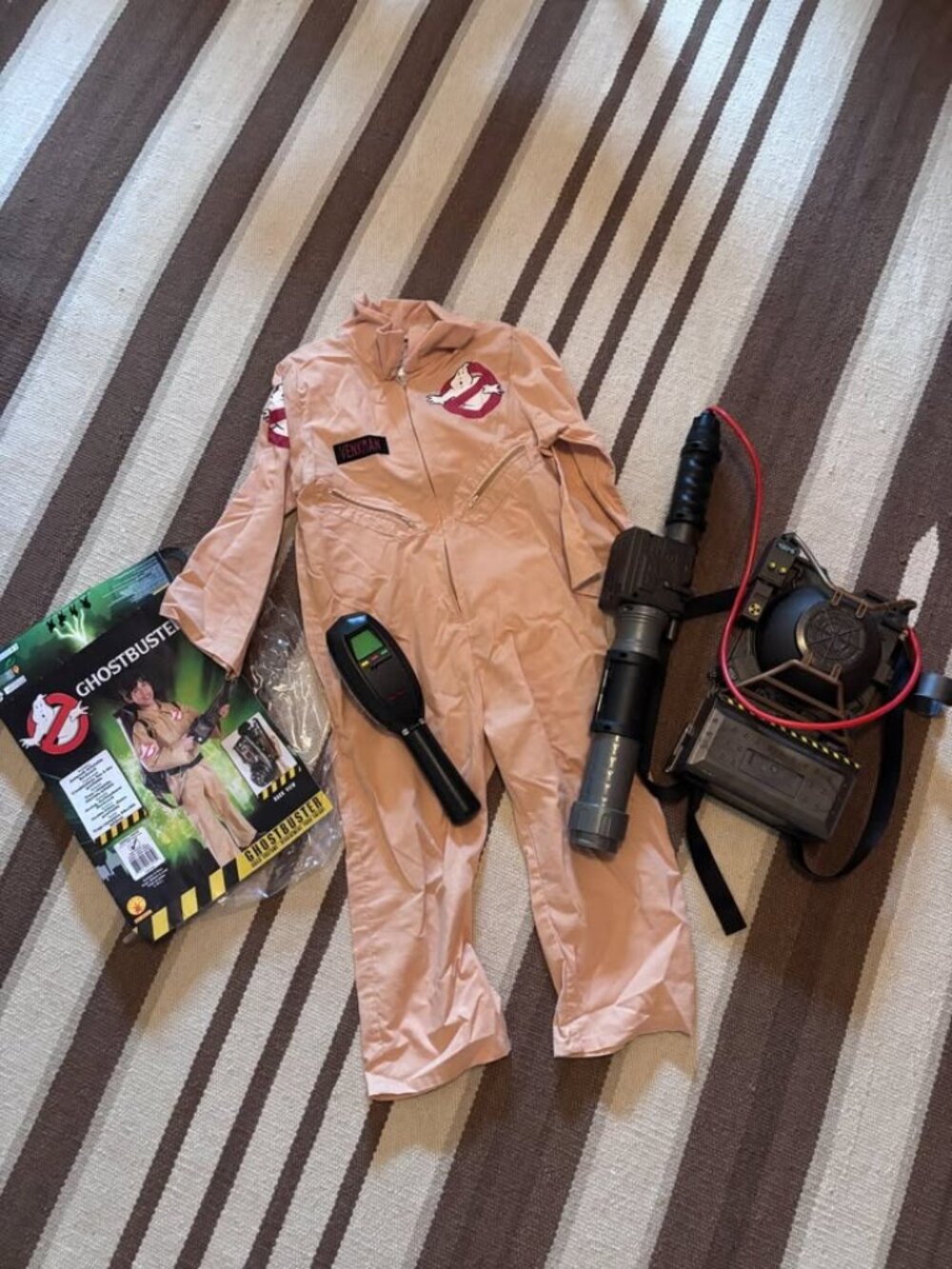 Ghostbuster Mattel Proton Pack, LED P.K.E Meter, Youth Small Halloween Costume